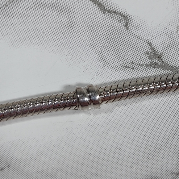 Pandora Moments Sterling Silver Snake Chain Bracelet with Clasp Closure - Picture 4 of 6